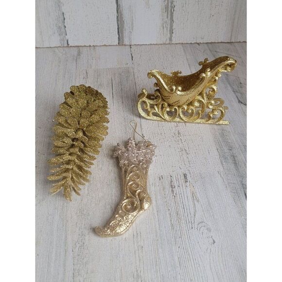 Glitter golden pinecone stocking sleigh ornament Xmas set - Picture 1 of 9